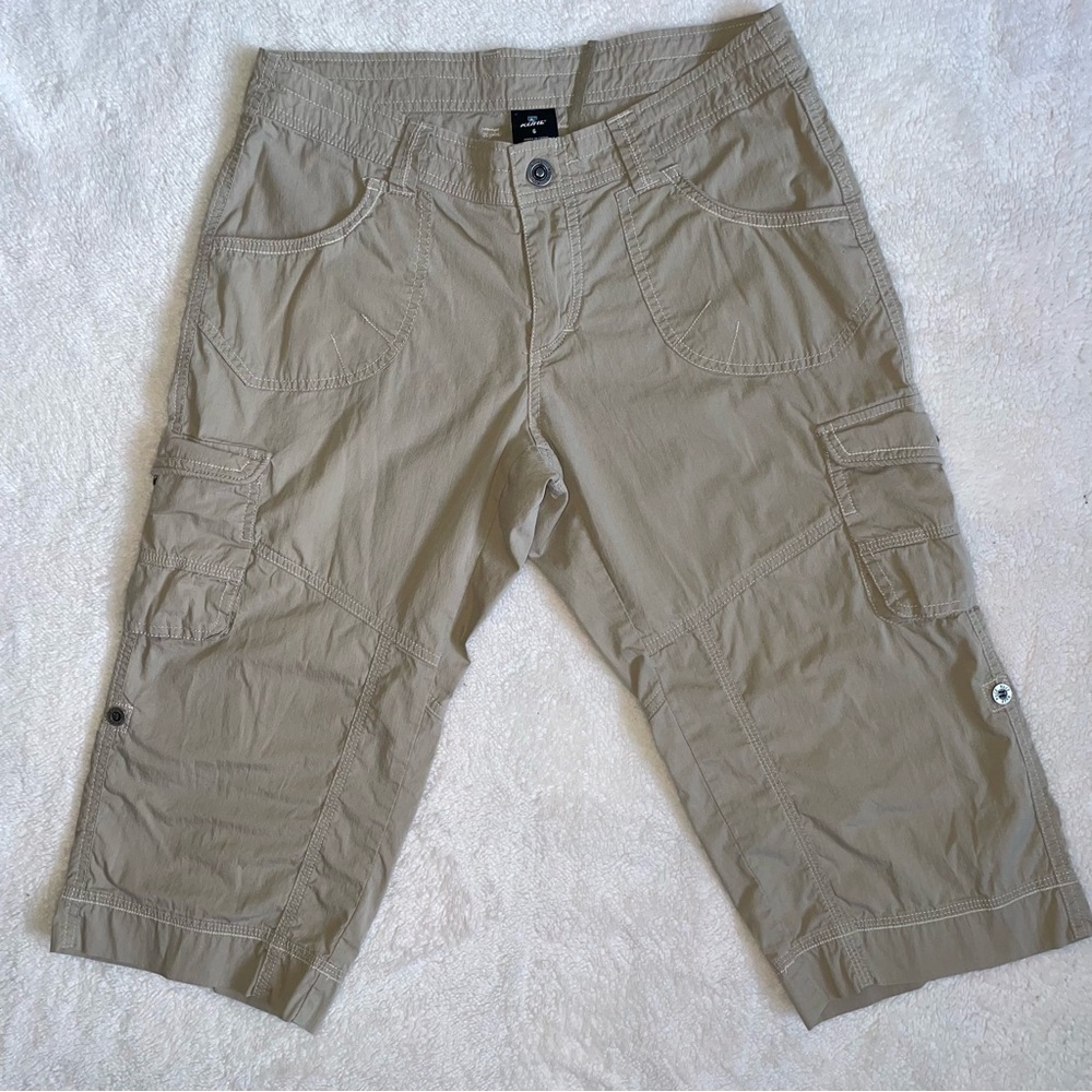Kuhl Womens Capri Pants Sz 6 Gray Mid Rise Cotton Blend